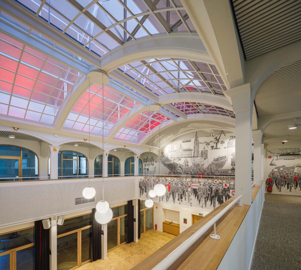 Renovatie feestzaal 'A' Bondsgebouw
